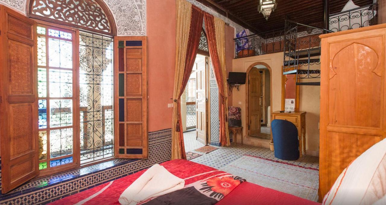 Riad Layalina Fes 7 Chambres & 18 Personnes Piscine, Parking, Vue & Wifi Au Pied Medina Exterior photo