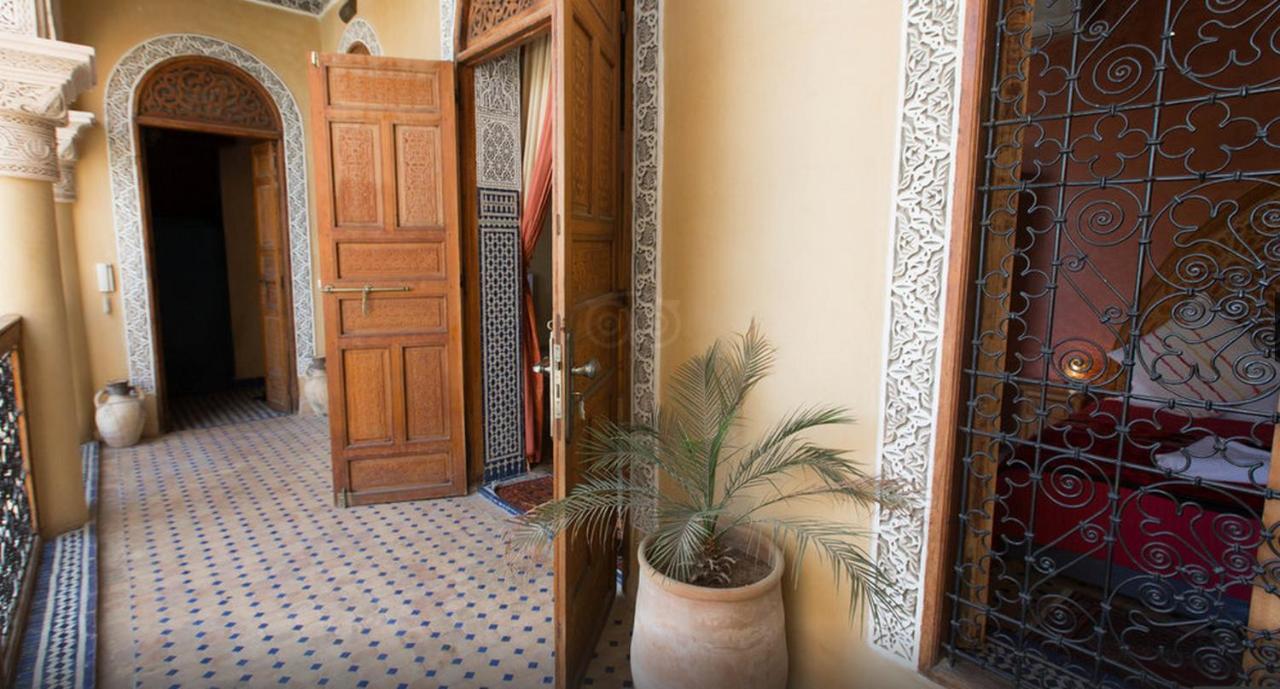 Riad Layalina Fes 7 Chambres & 18 Personnes Piscine, Parking, Vue & Wifi Au Pied Medina Exterior photo