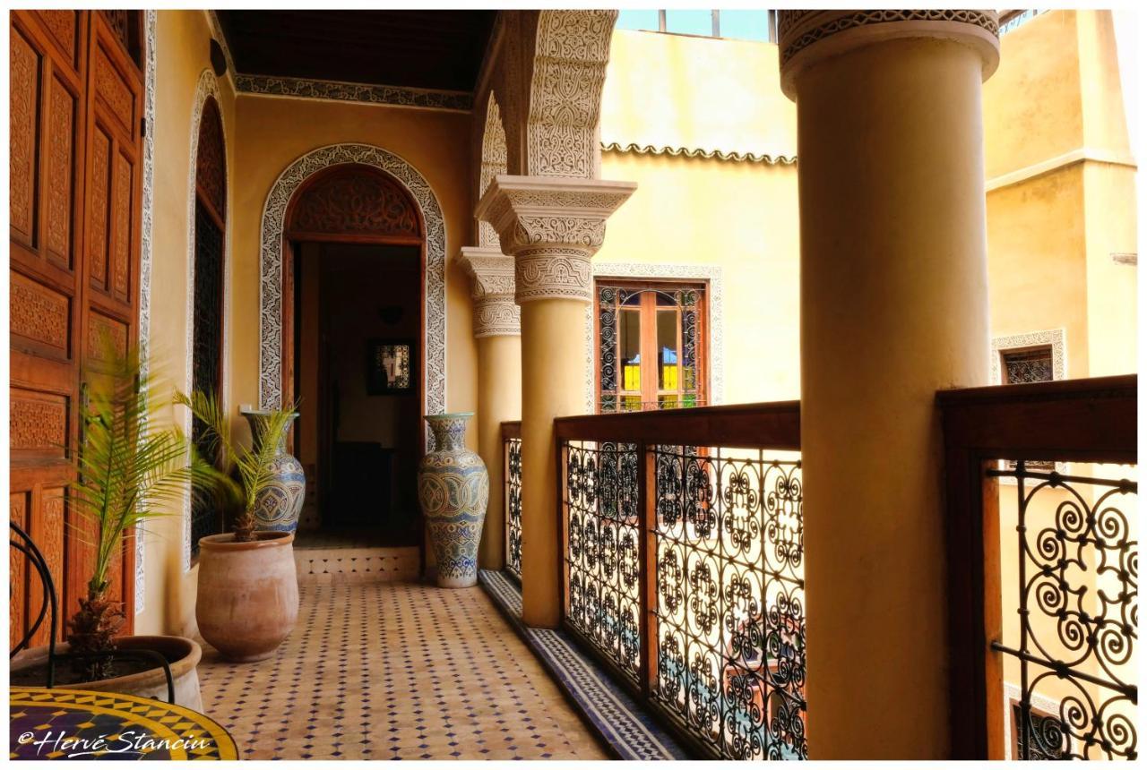 Riad Layalina Fes 7 Chambres & 18 Personnes Piscine, Parking, Vue & Wifi Au Pied Medina Exterior photo